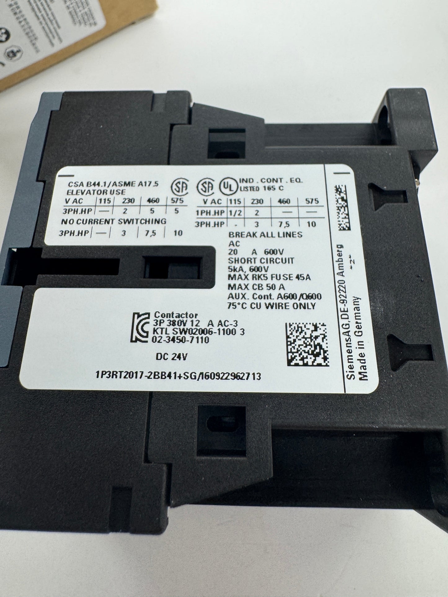 Siemens Power Contactor 3RT2017-2BB41 m01041