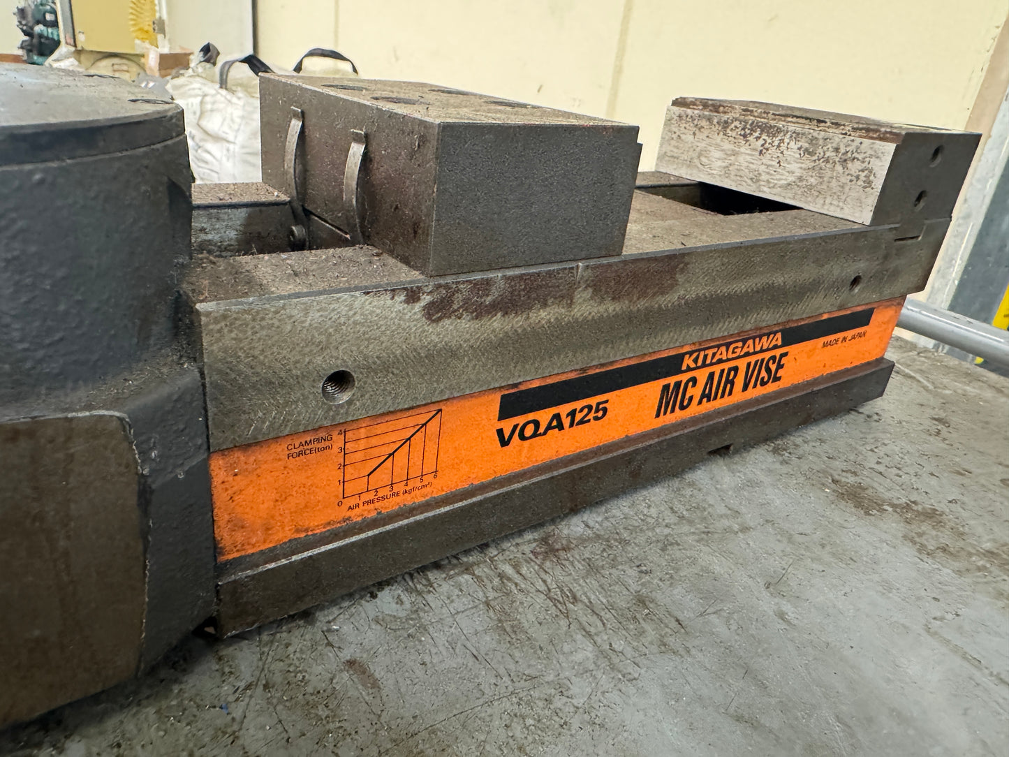Kitagawa MC Air Vise VQA125 | 4.9 In. Jaw Width, 7.7 In. Jaw Stroke