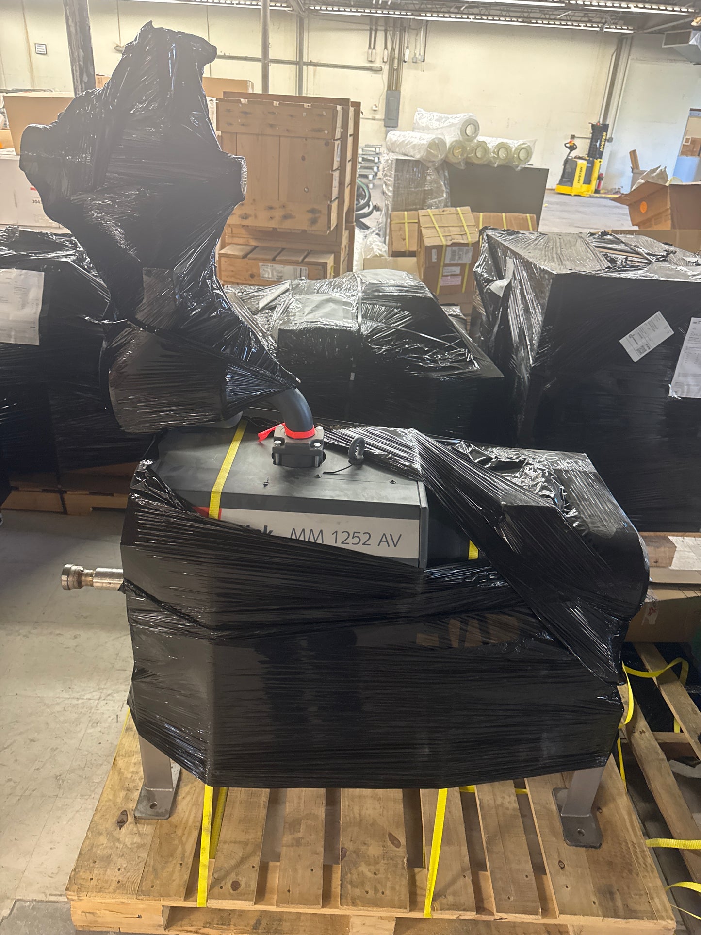 Busch Dry Claw Vacuum Pump MM 1252 AV 2 In. Inlet