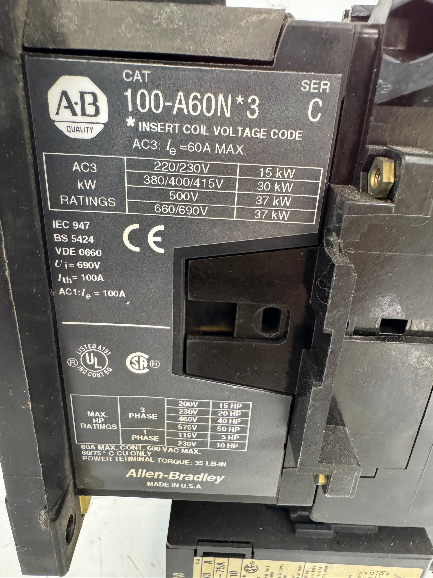 Allen-Bradley IEC Magnetic Contactor 100-A60N*3 Series C
