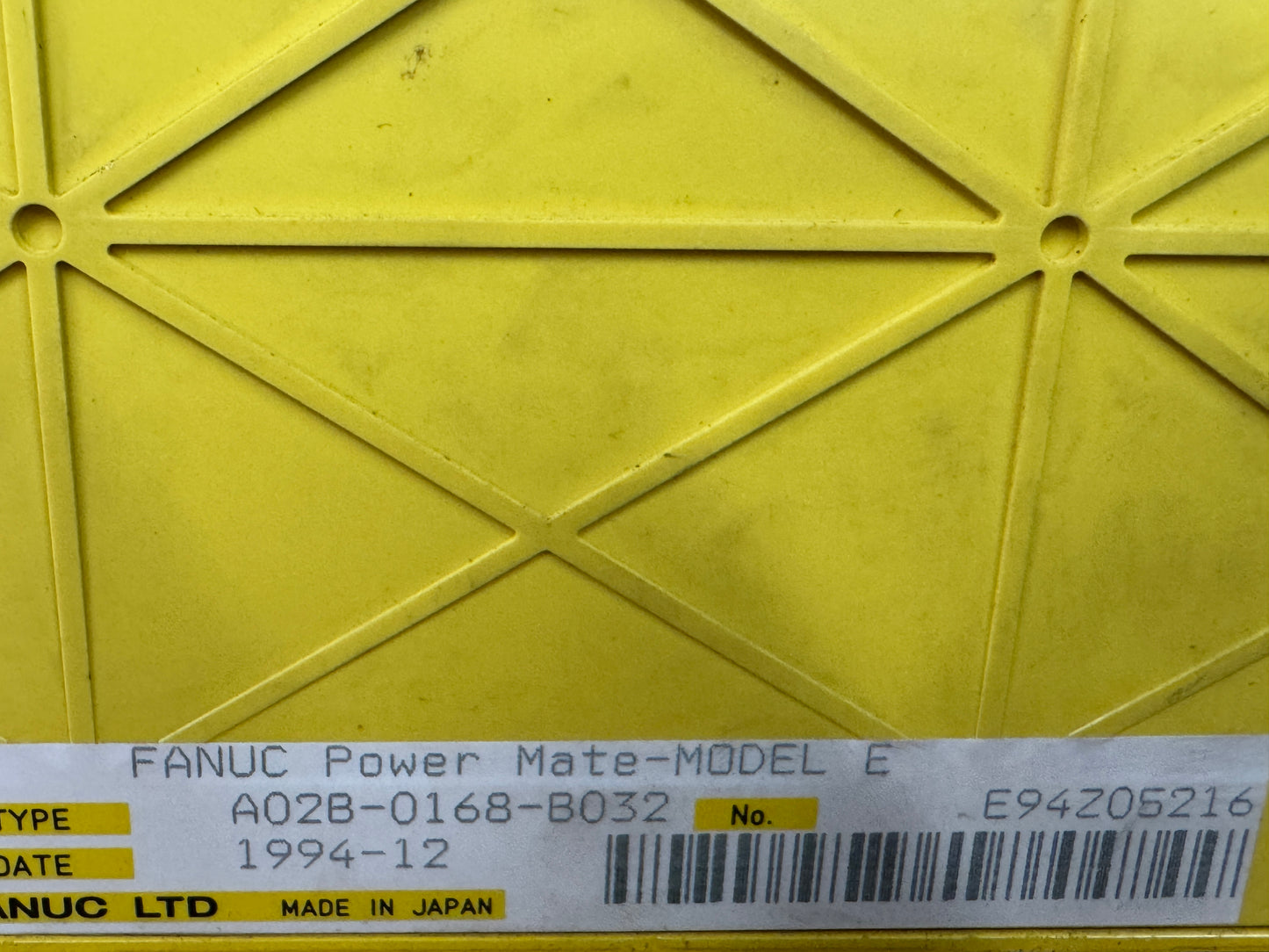 FANUC A02B-0168-B032 Power Mate Model E Control Unit 200 to 230V Untested Surplus