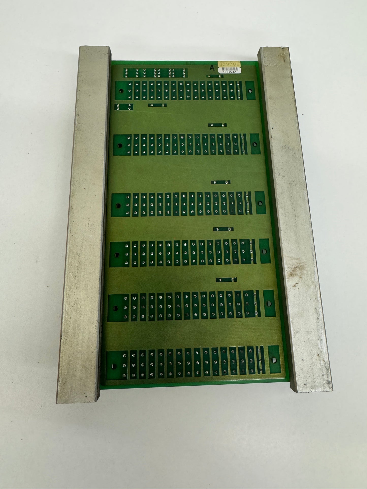 Cincinnati Milacron I/O Backplane Board 502-03571-00 / 501-04564-00 REV1 2/89