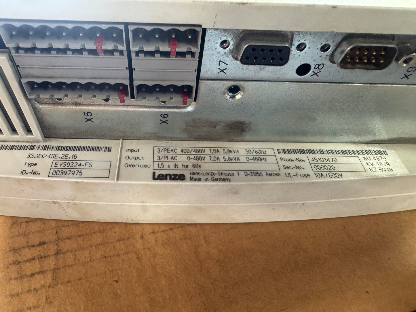 Lenze Servo Drive EVS9324-ES - 4 kW Variable RPM