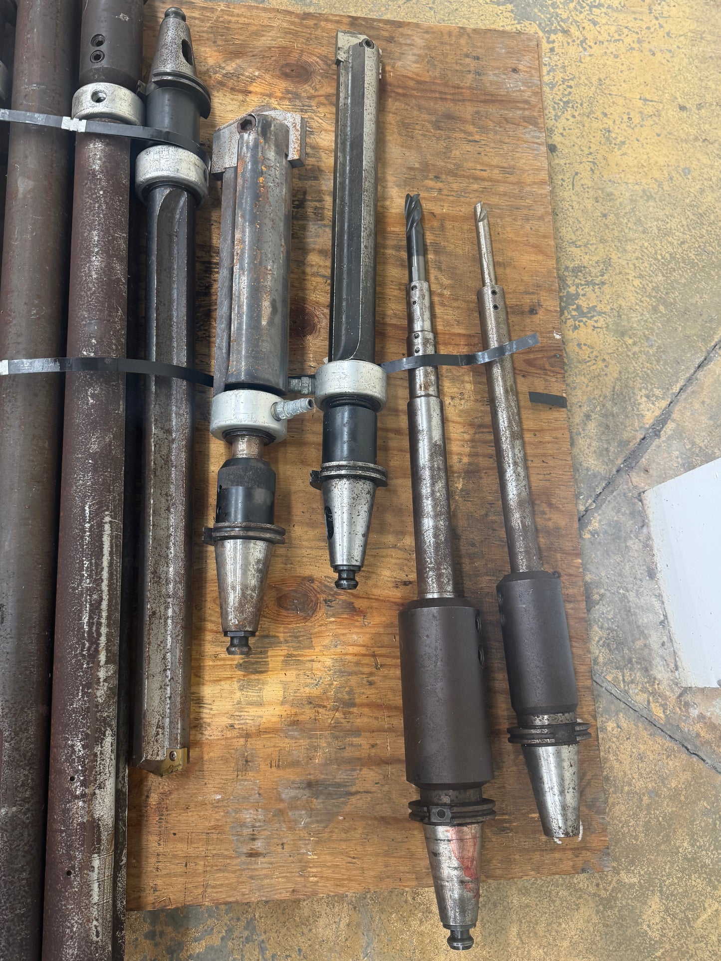 Mixed Lot of CAT 50 Taper Boring Bars and Shank Extensions