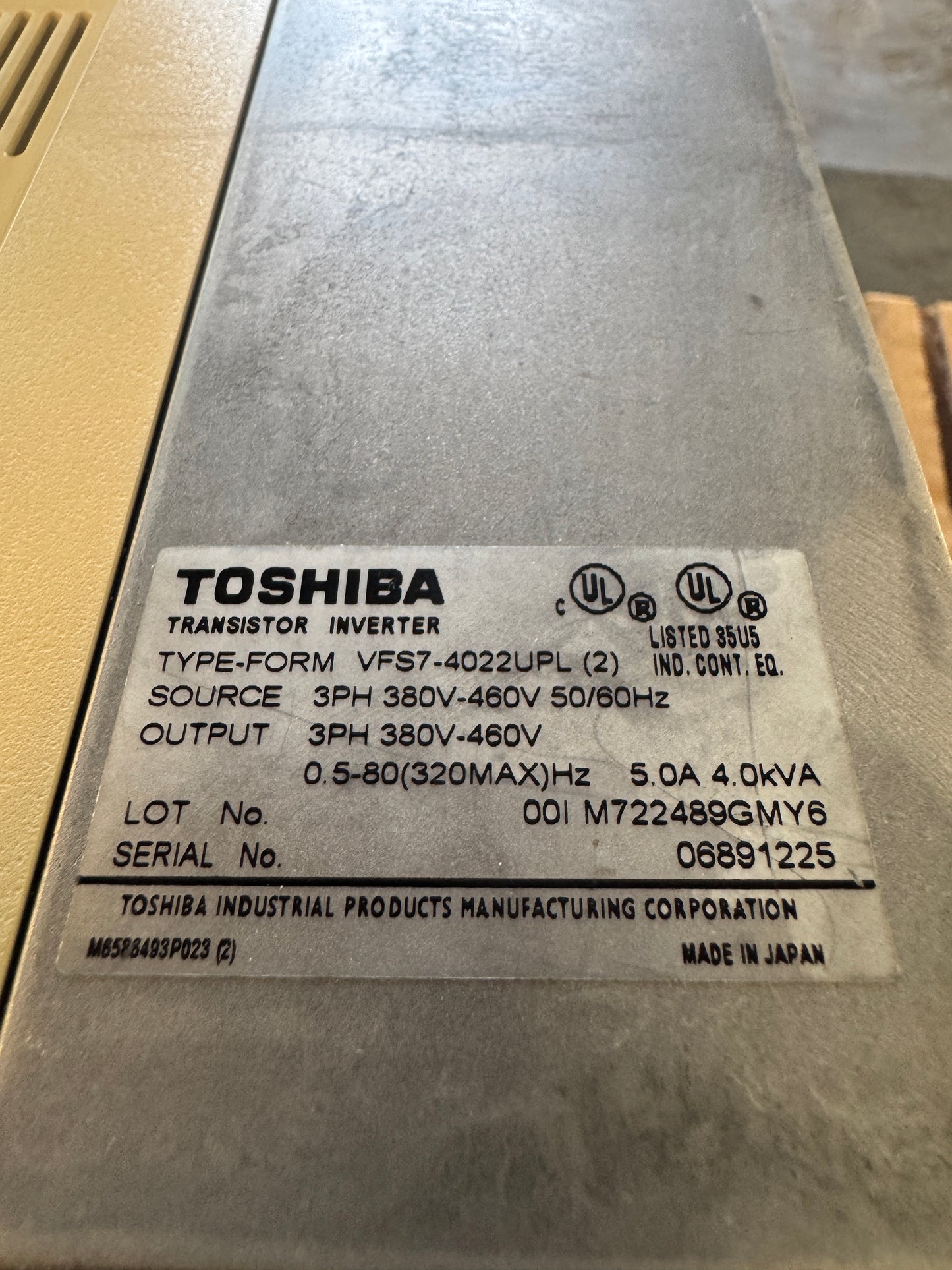 Toshiba Transistor Inverter VFS7-4022UPL - 2 kW Variable RPM