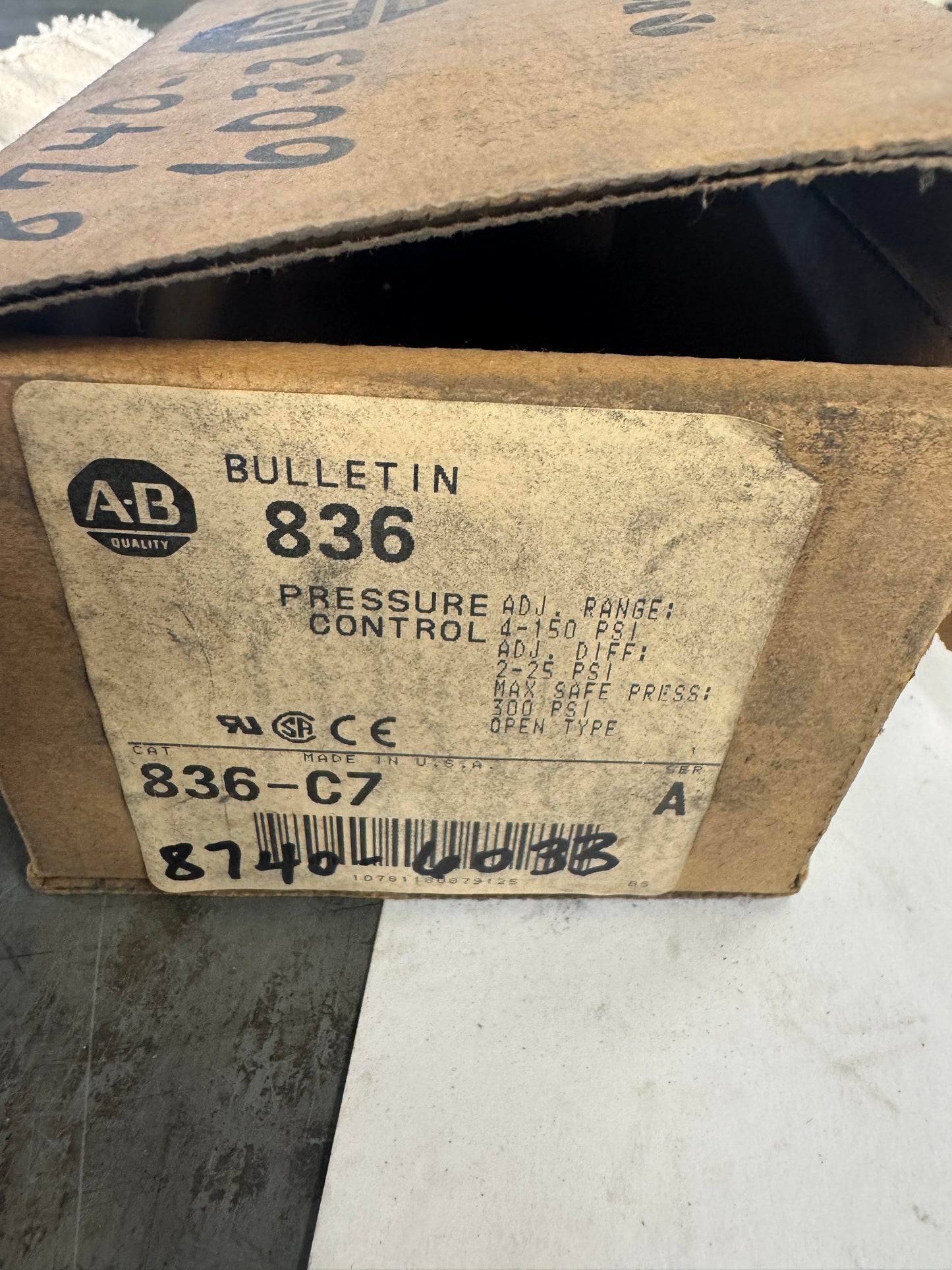 Allen-Bradley Pressure Control Switch 836-C7