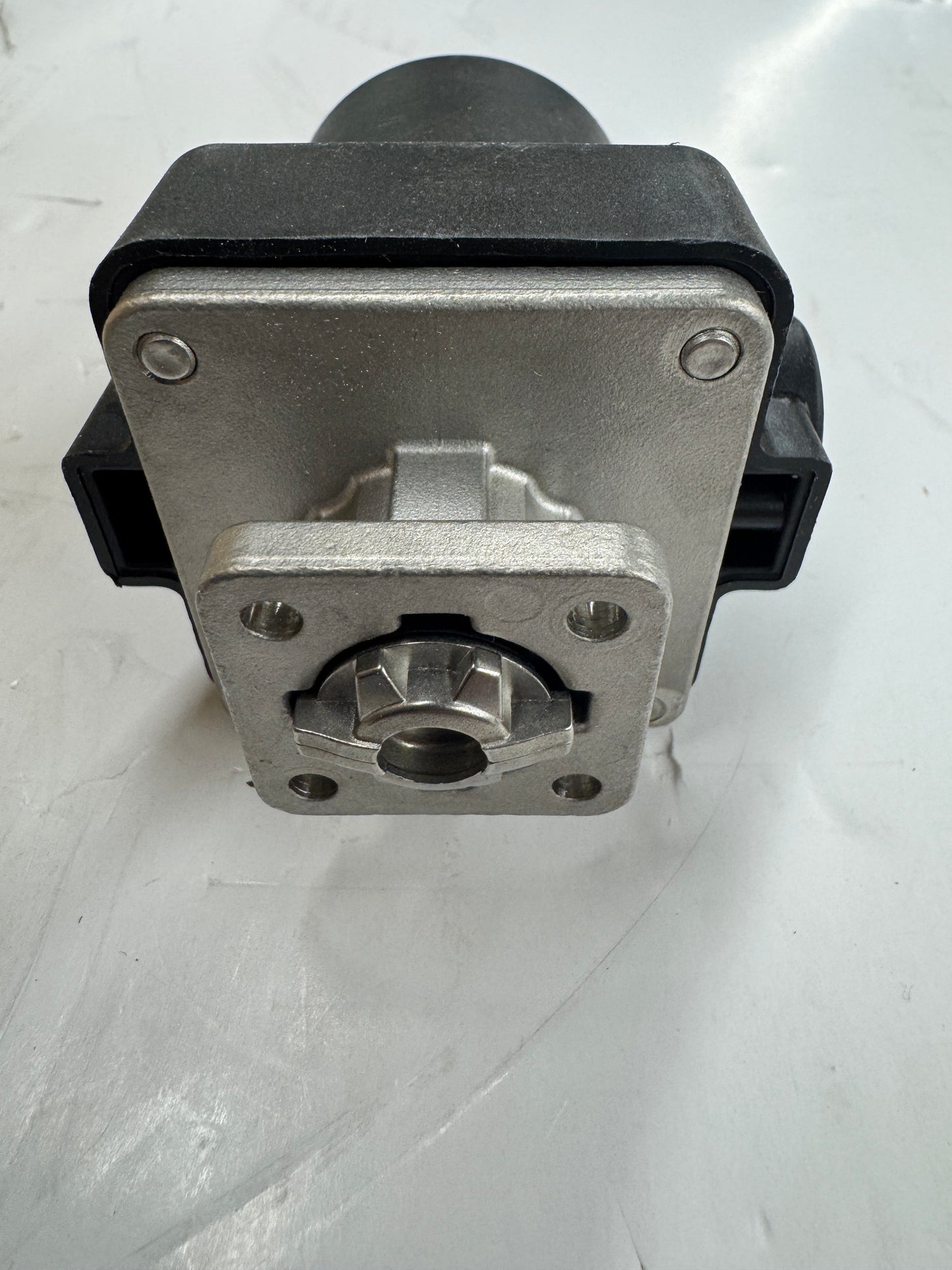 GEMU Pneumatic Diaphragm Valve Actuator 2029426 / 960500DZ-1 1/4 In. to 1/2 In.