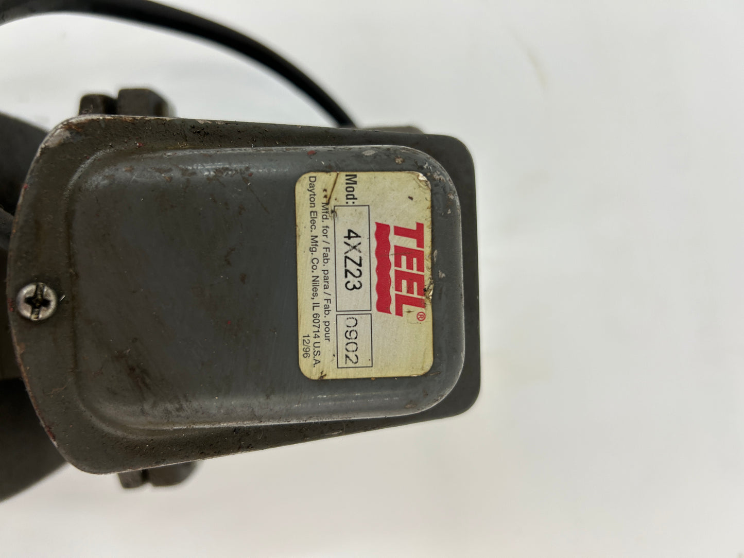 Teel Dayton 4XZ23 Immersion Coolant Pump 1/8 HP 3 Phase 230/460V