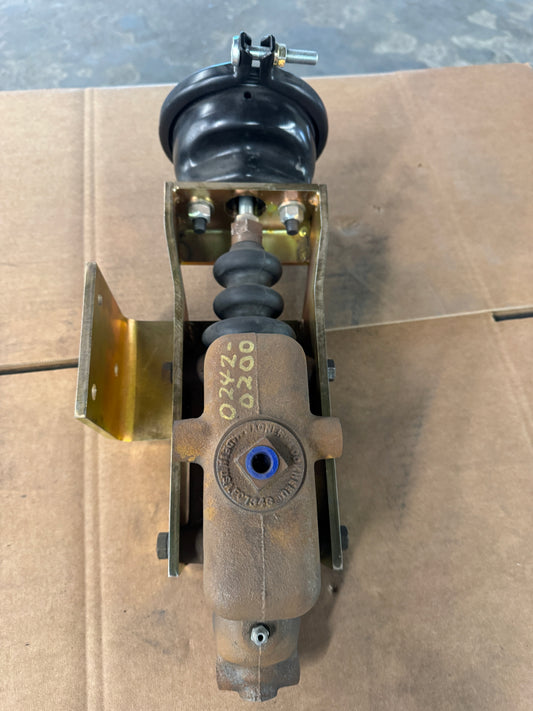 Haldex Air Over Hydraulic Brake Actuator Assembly A840