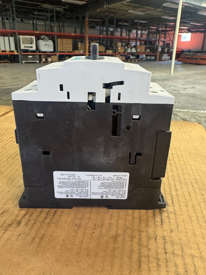 Siemens 3RV1031-4DA10 Manual Motor Protector Circuit Breaker 600 V Max Appears Unused