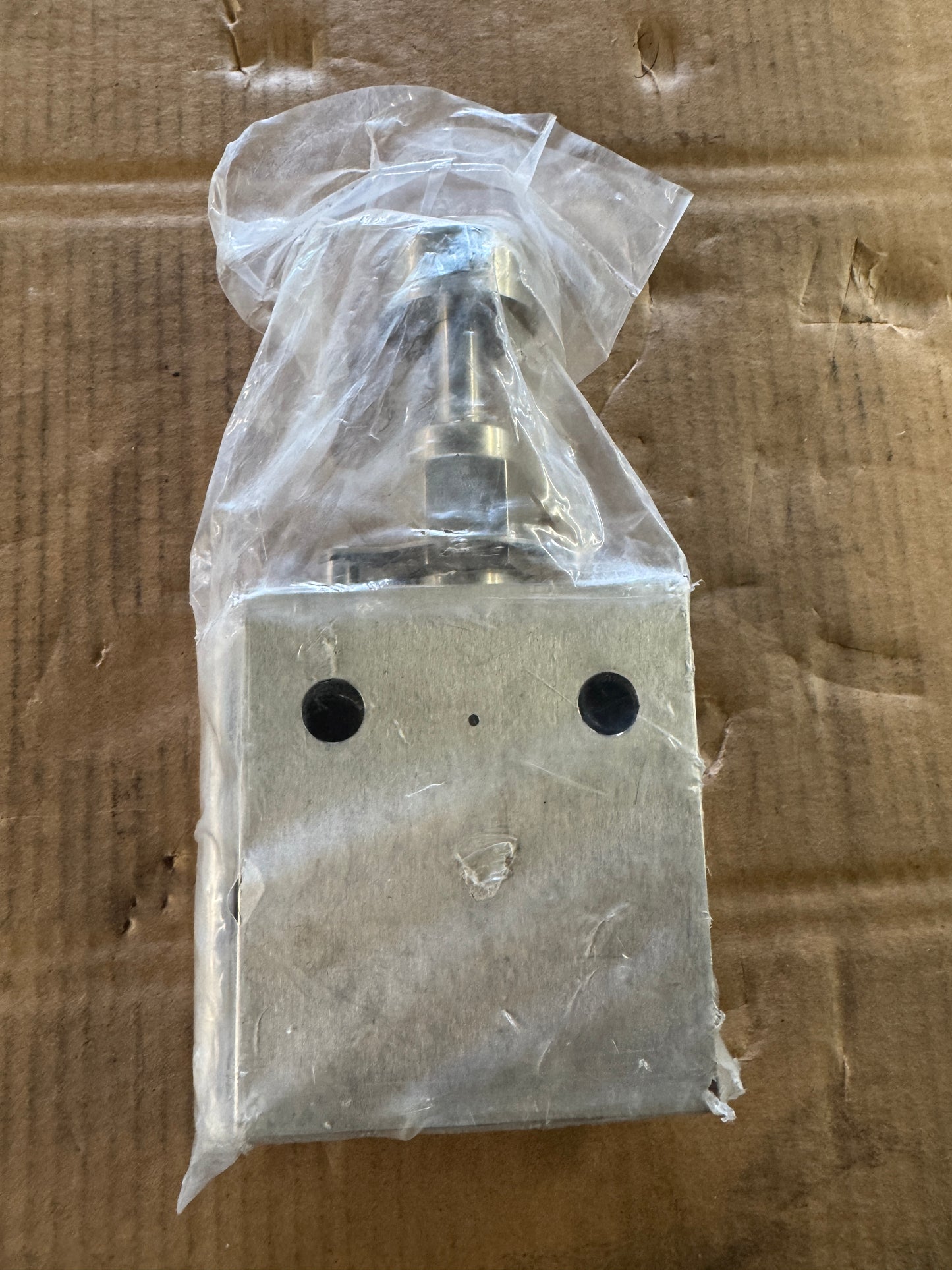 Parker Autoclave Engineers Pipe Needle Valve 10P16071 1 In. Pipe Size 10,000 PSI