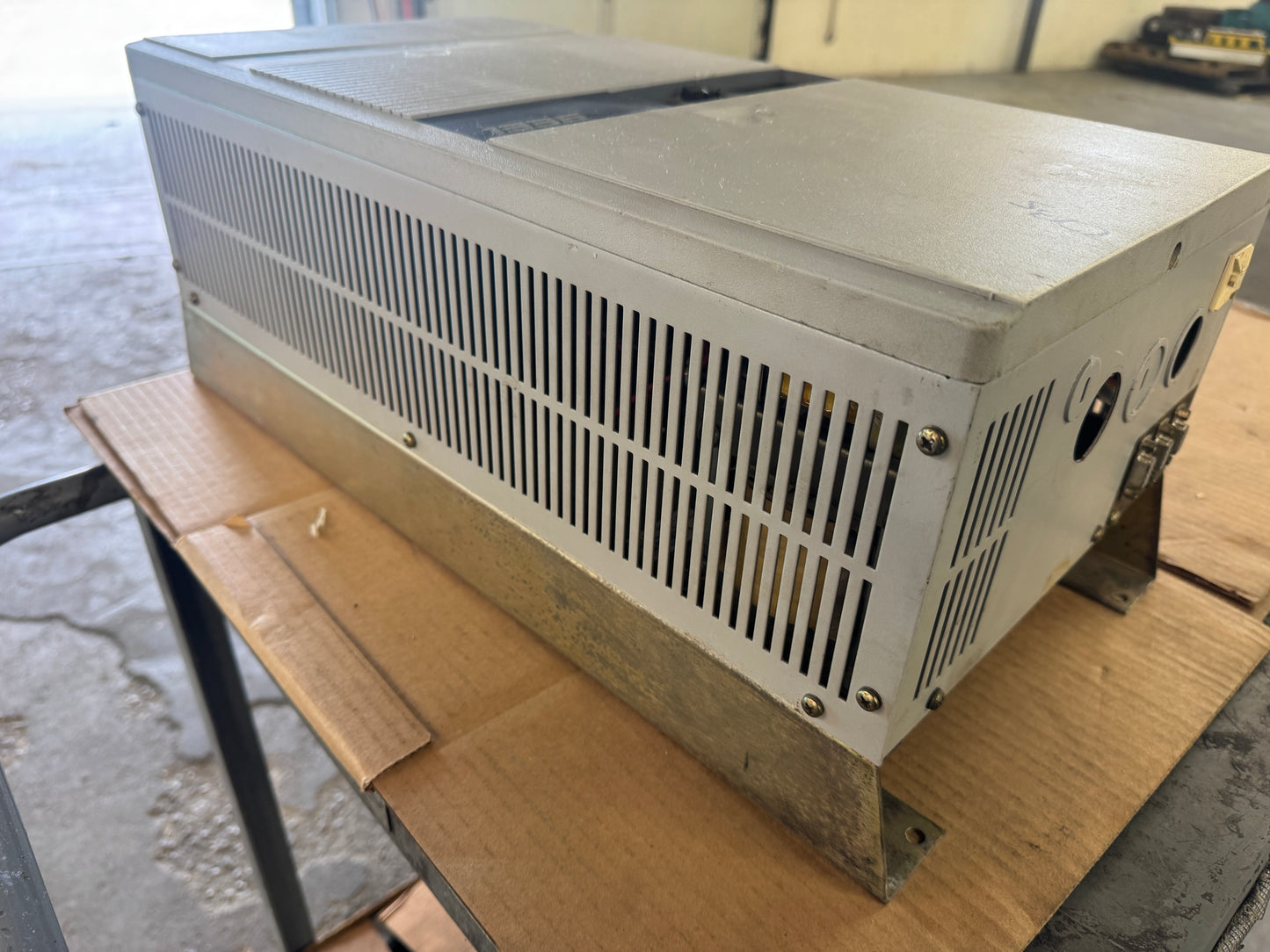 Allen-Bradley 1336-B015-EAE-FA2-L3 AC Drive