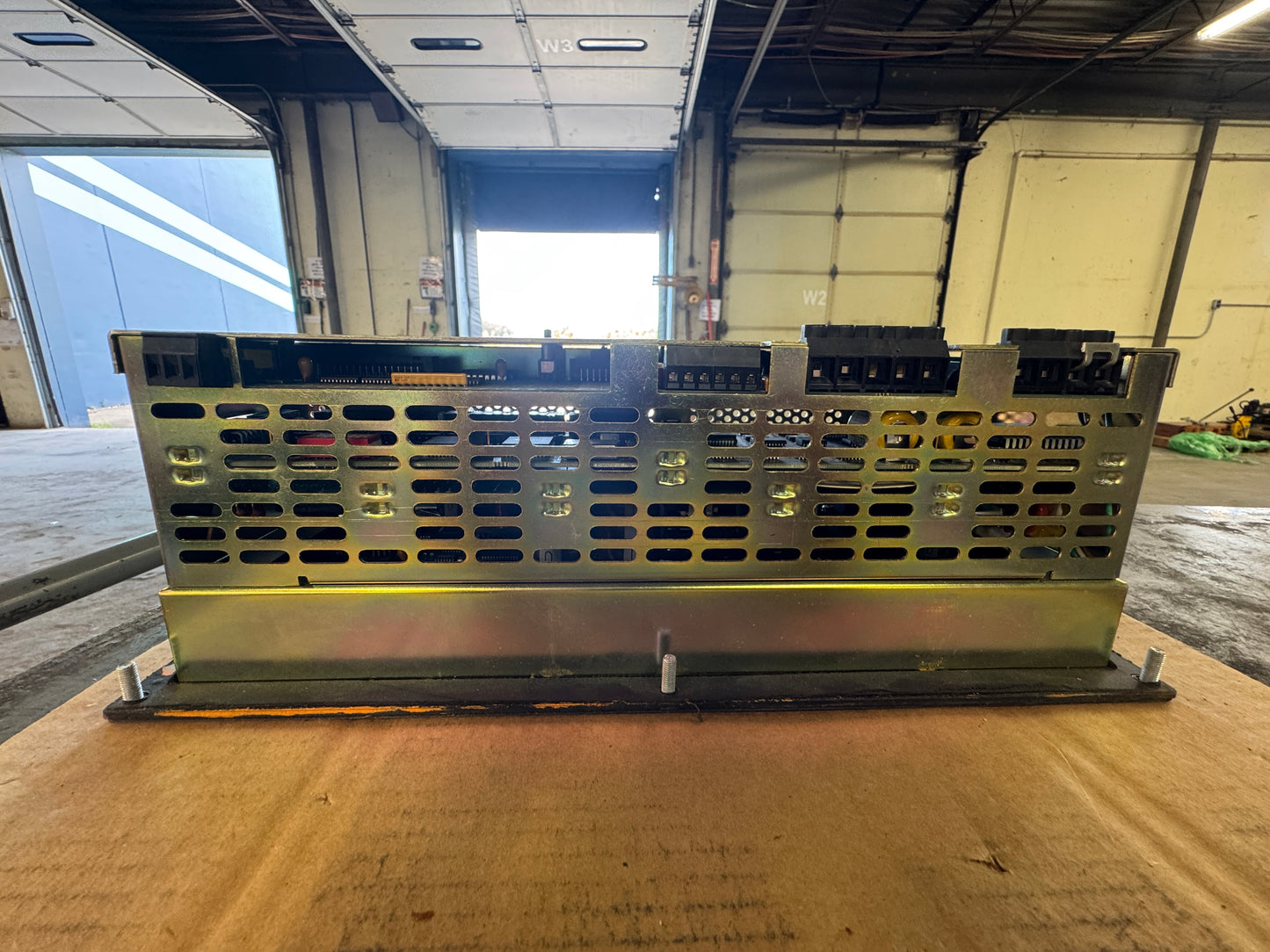 Allen-Bradley 2706-E43J32B1 Dataliner Message Display 85-264V AC 01619