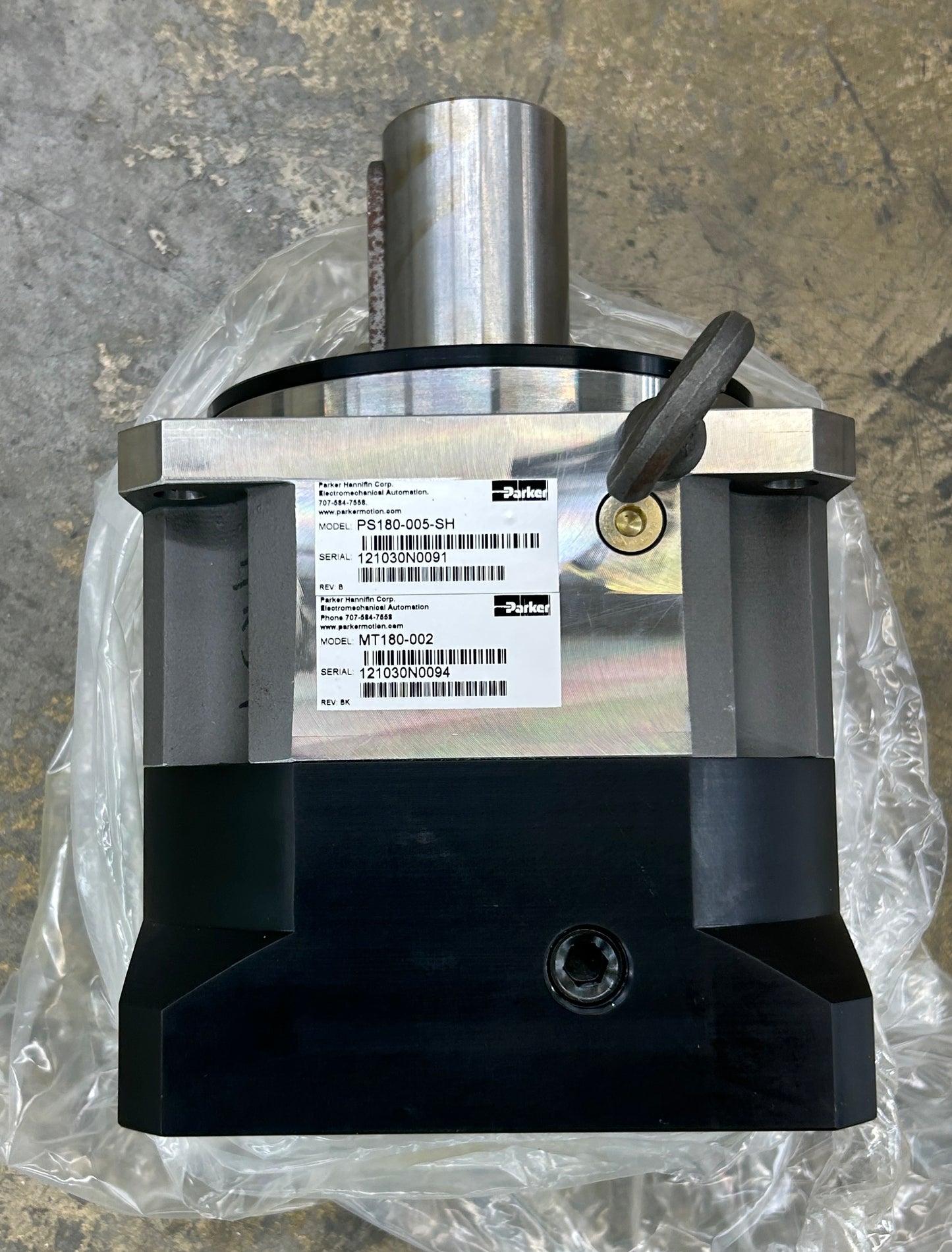 Parker Hannifin Planetary Gearhead PS180-005-SH with MT180-002 motor adapter - Variable 0 RPM