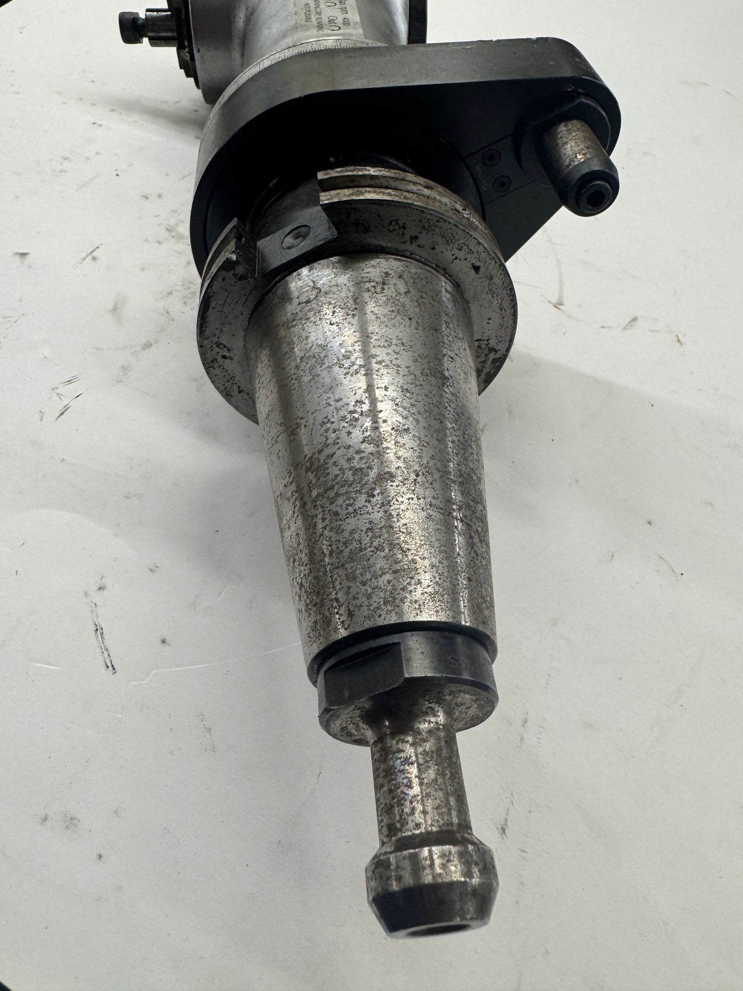 Alberti Right Angle Head T90-3.5R-182 / 4013455P-150 | CAT40 | 4000 RPM Max, Internal Coolant | Orientation: Radial | Coolant Through