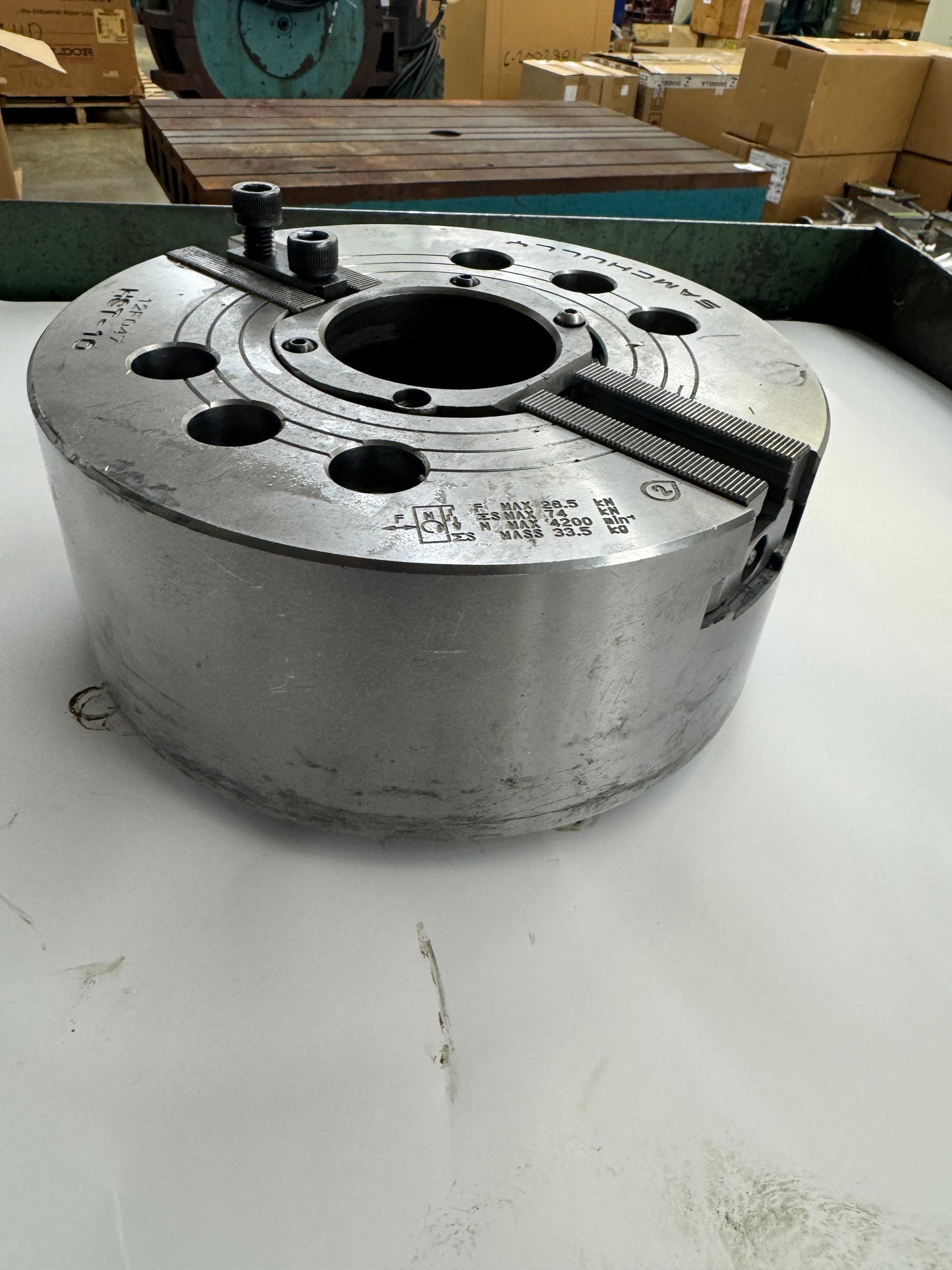 Samchully 4-Jaw Hydraulic Power Chuck HST-10 | 10 In. Chuck Diameter