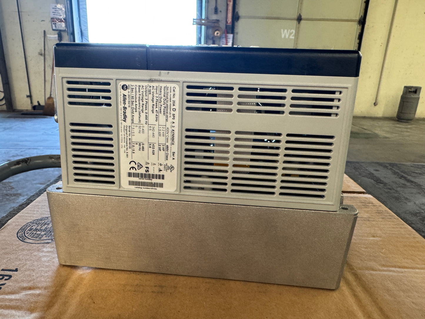 Allen-Bradley 20AD5P0A3AYNNNC0 Variable Frequency Drive 480V 3-Phase