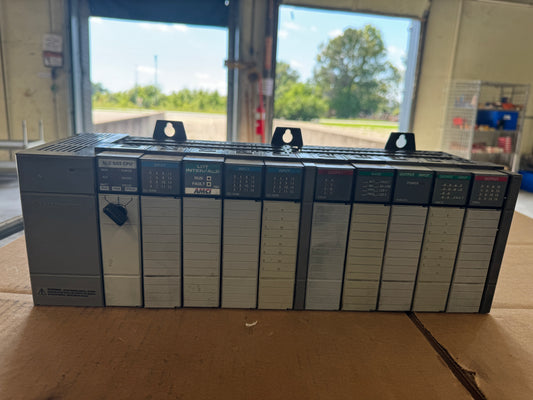 Allen-Bradley 1746-P1 SLC 500 PLC System 85-265V AC