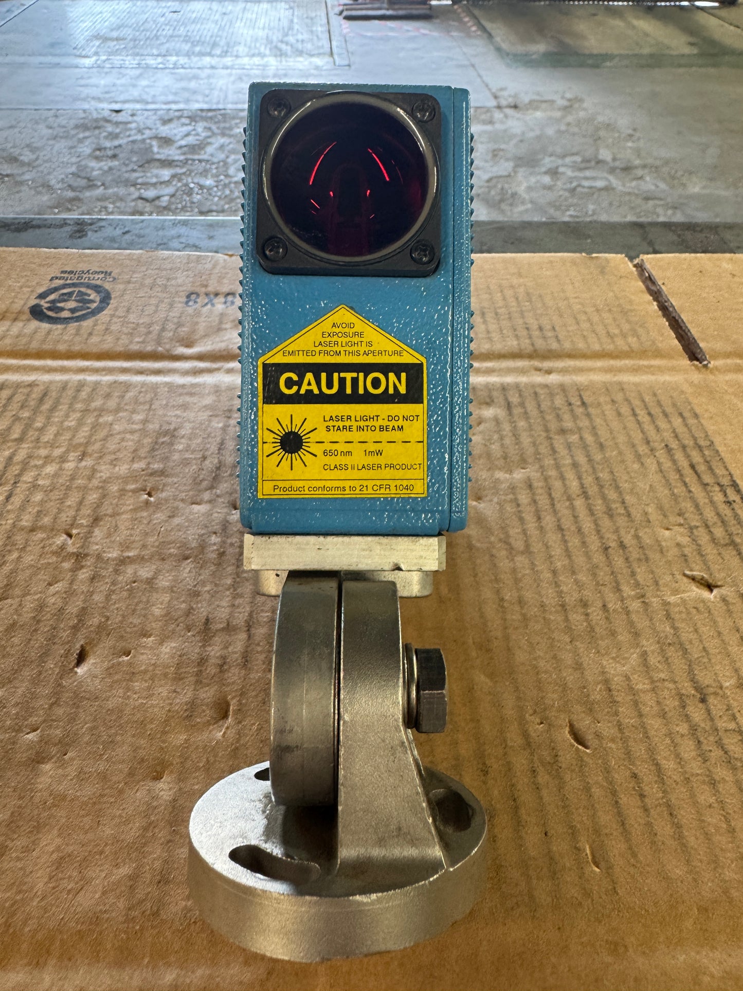 SICK DME3000-111S14 Laser Distance Measuring Sensor 18 to 30 VDC Untested Surplus