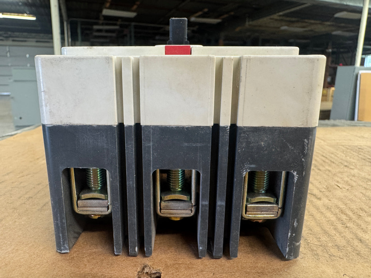 Cutler-Hammer HMCP003A0C Motor Circuit Protector 600 VAC / 250 VDC Untested Surplus 1758