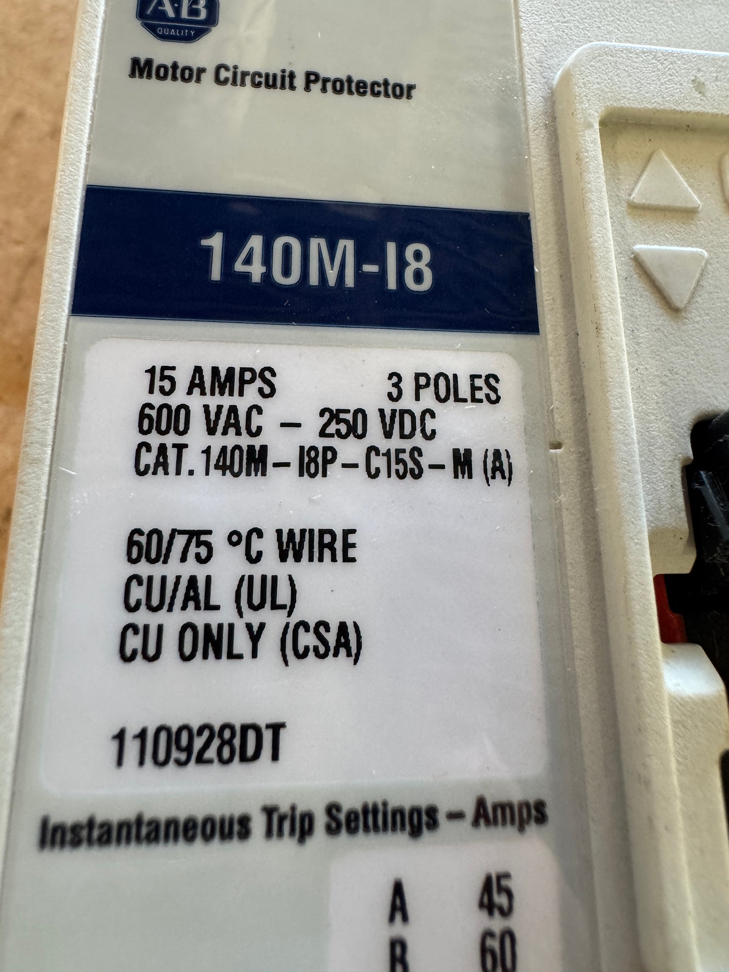 Allen-Bradley 140M-I8P-C15S-M Motor Circuit Protector 600 VAC / 250 VDC