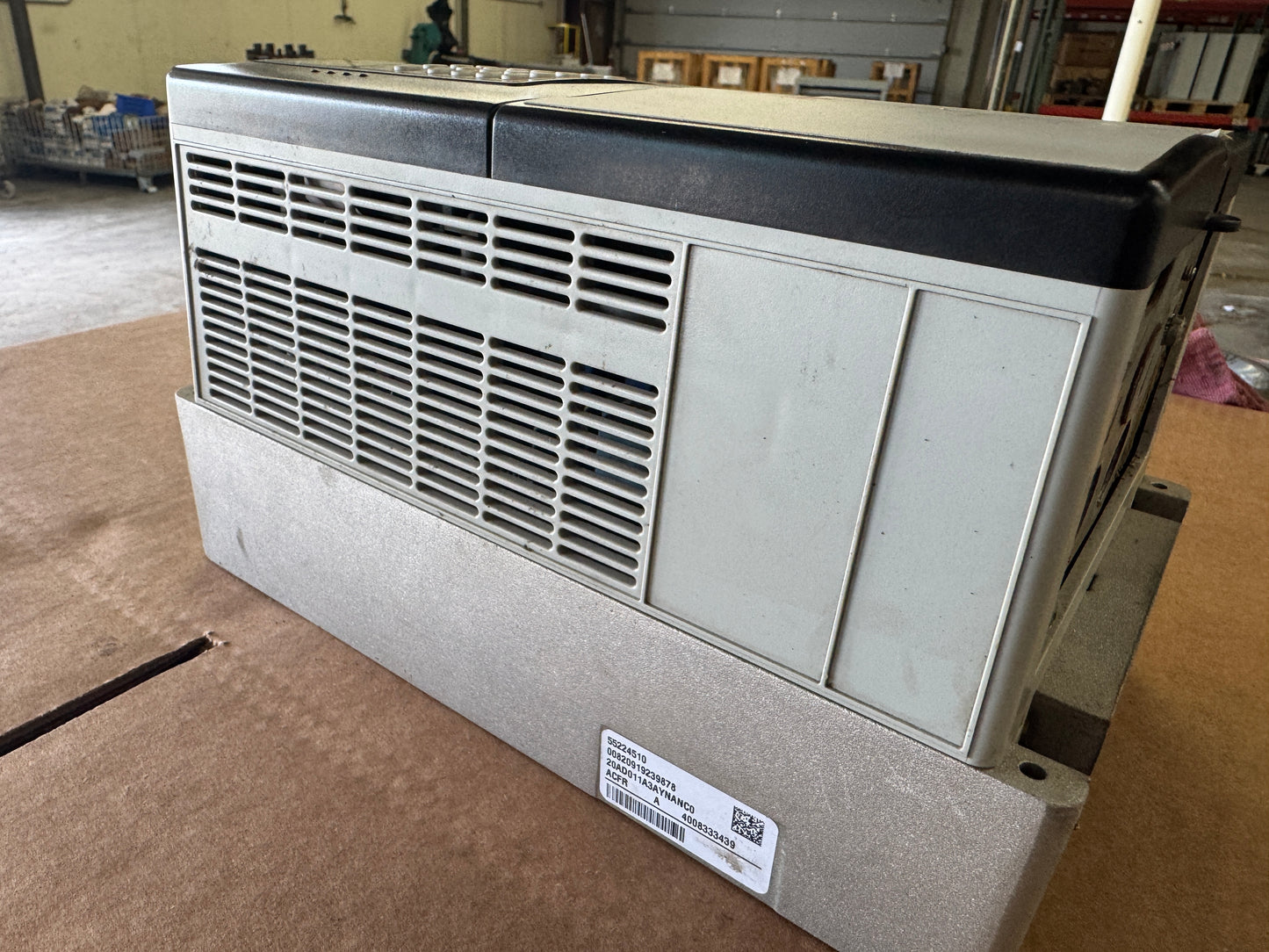 Allen Bradley PowerFlex 70 AC Drive 20AD011A3AYNANC0 - 7 HP Variable RPM