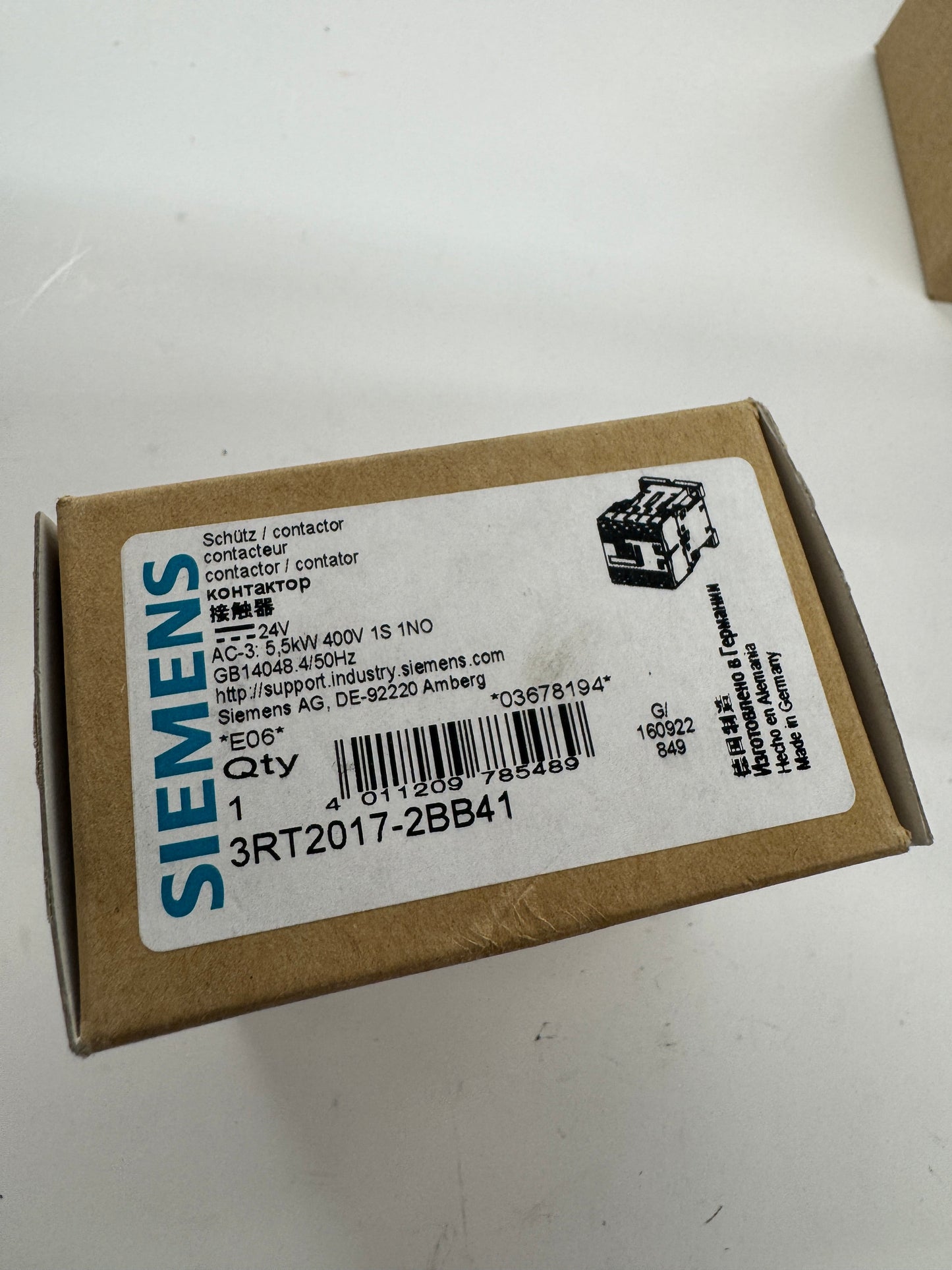 Siemens Power Contactor 3RT2017-2BB41 m01041