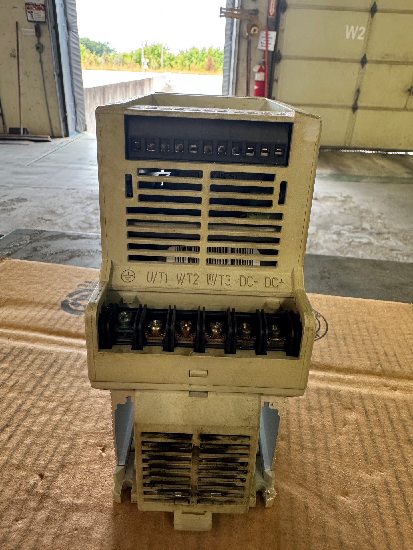 Allen-Bradley AC Drive 160-BA04NPS1 - 2 HP Variable RPM