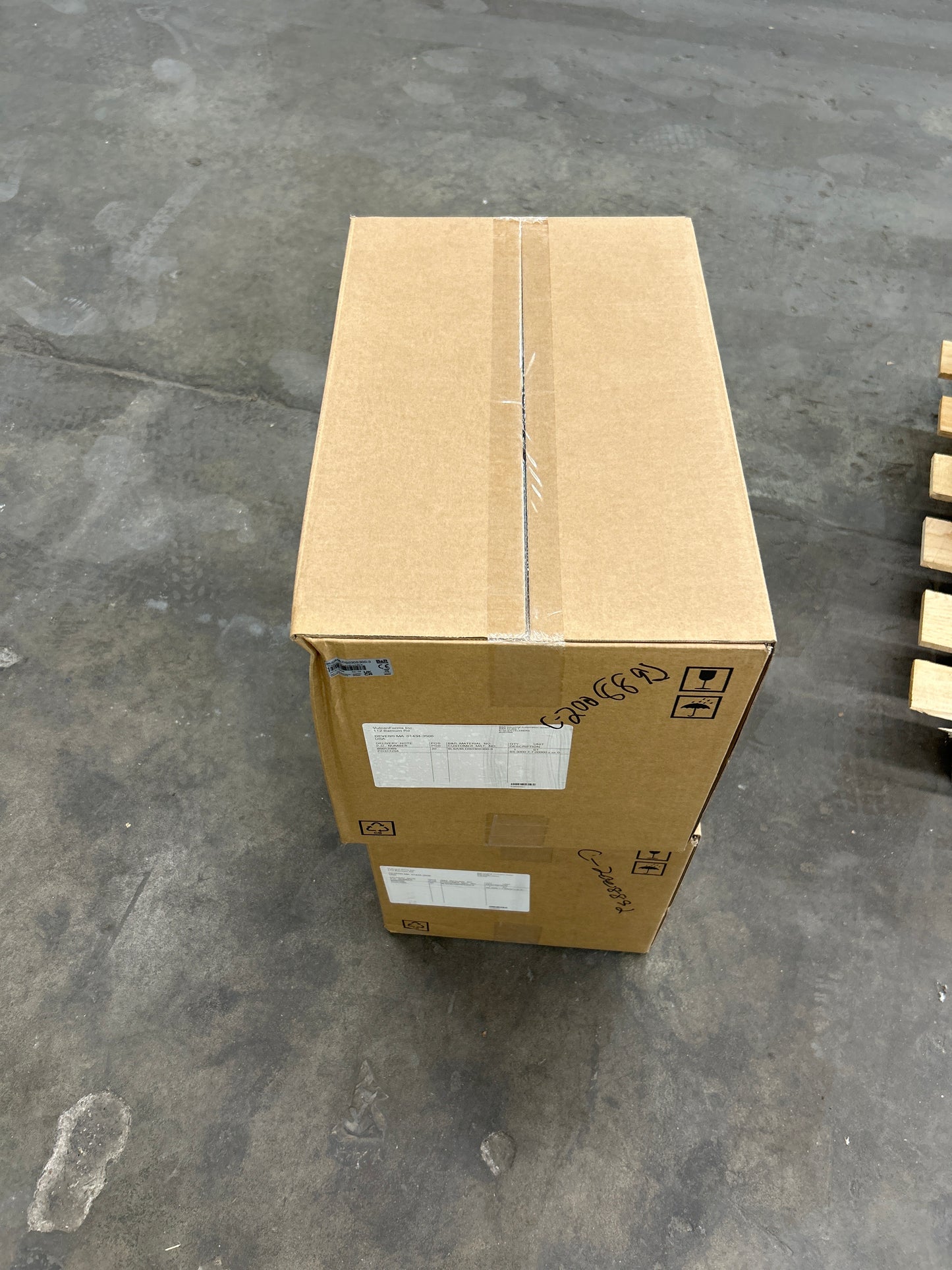 B&R Automation Servo Motor 8LSA46.DB030S300-3 - 1 kW 3000 RPM