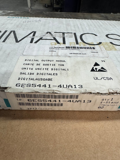 Siemens 6ES5441-4UA13 SIMATIC S5 Digital Output Module 24V DC Inspected Surplus - Appears Unused