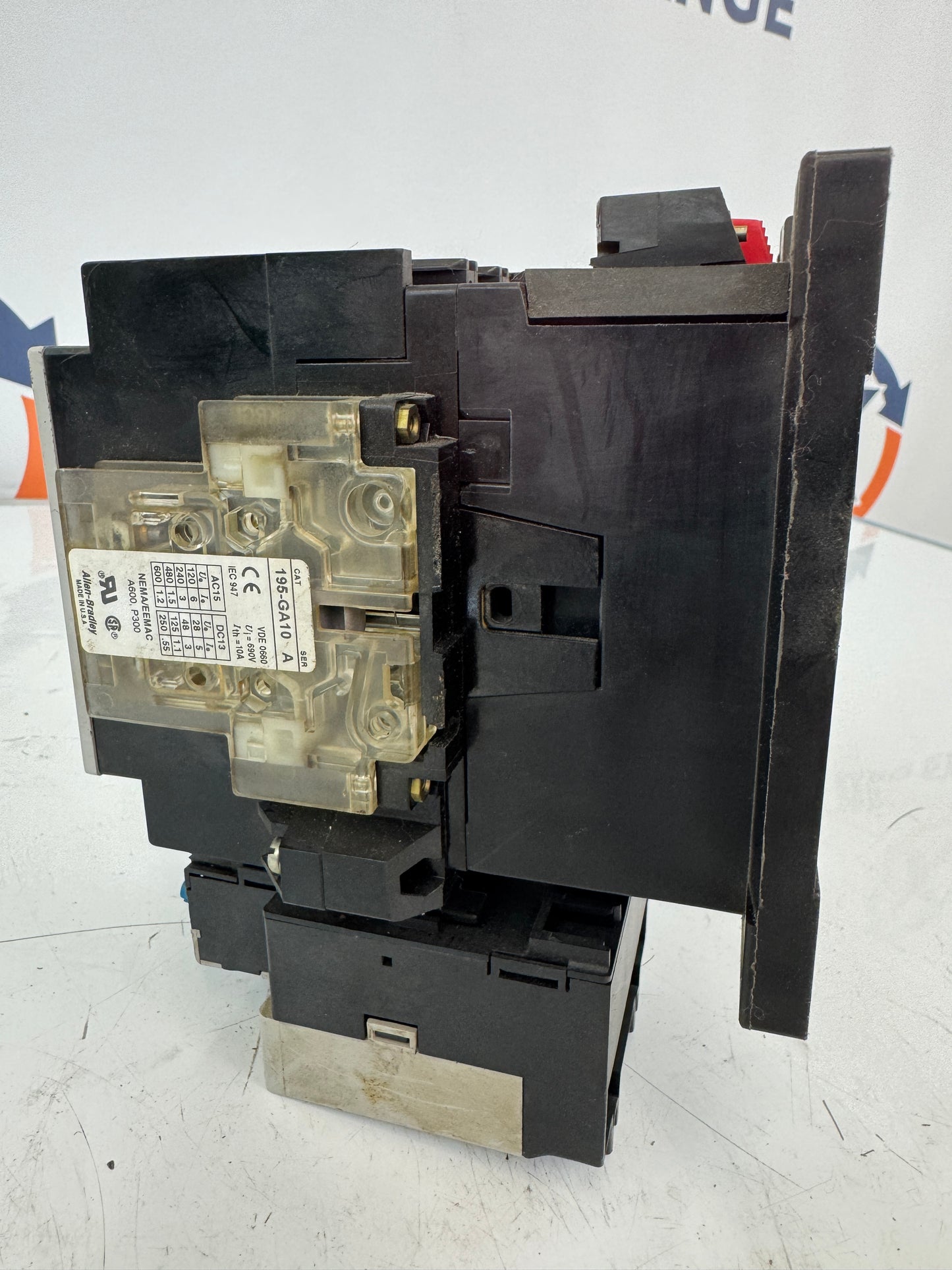 Allen-Bradley IEC Magnetic Contactor 100-A60N*3 Series C