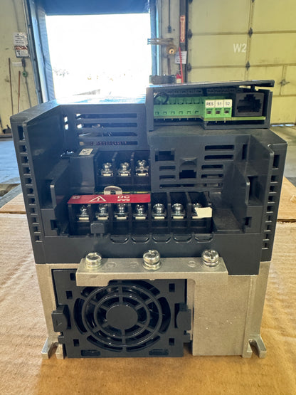 Toshiba VFS15-4037PL-W1 Variable Frequency Drive 380/500V 3-Phase Untested Surplus