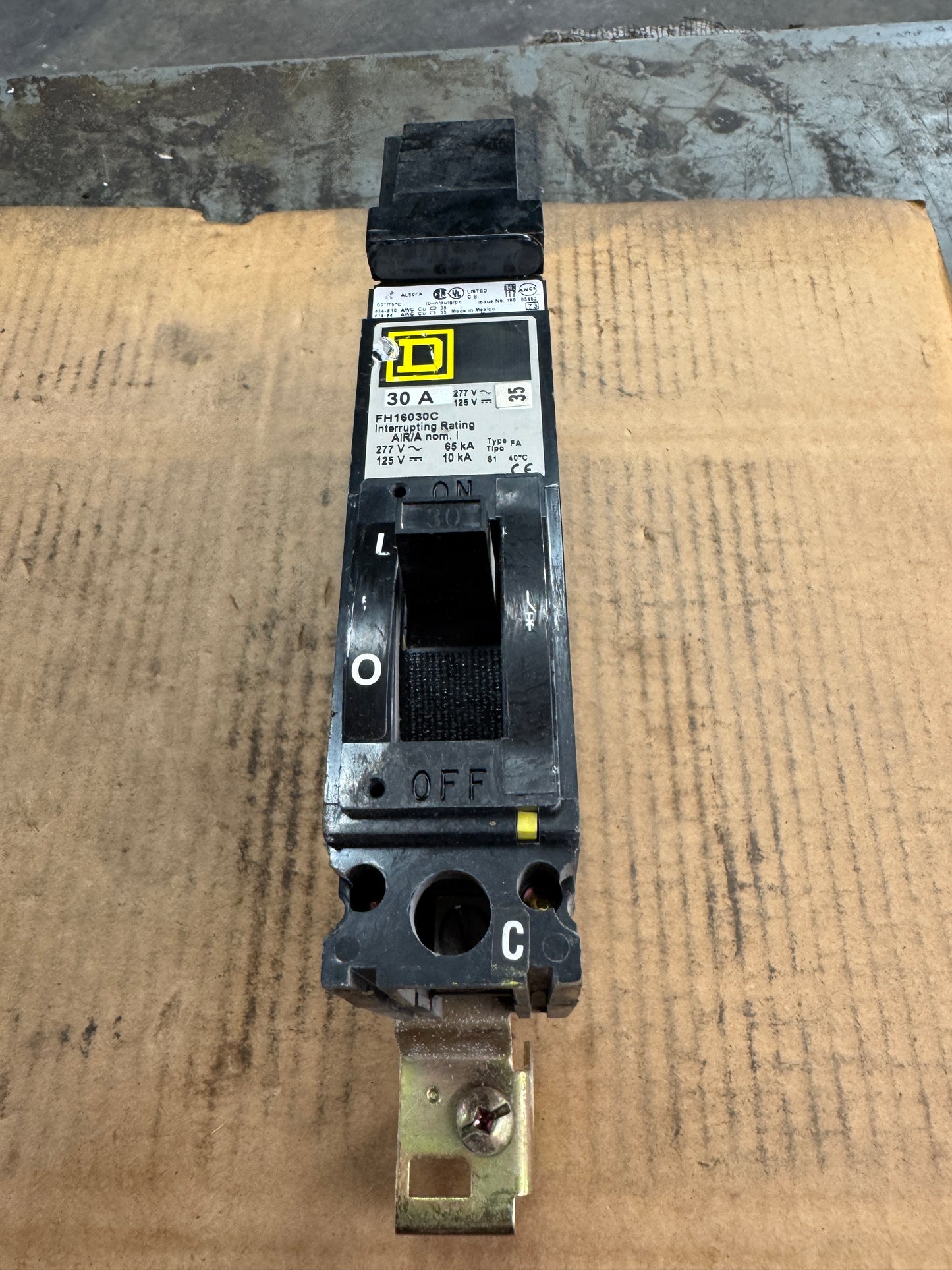 Square D FH16030C Circuit Breaker 277V AC, 125V DC Open Box Unused