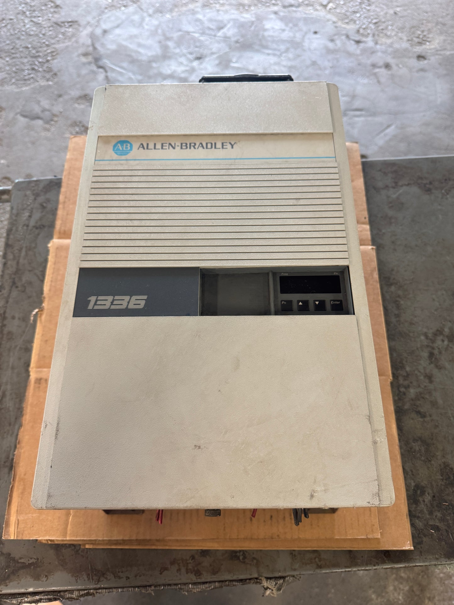 Allen-Bradley 1336-B005-EAD-L3-S1 AC Drive