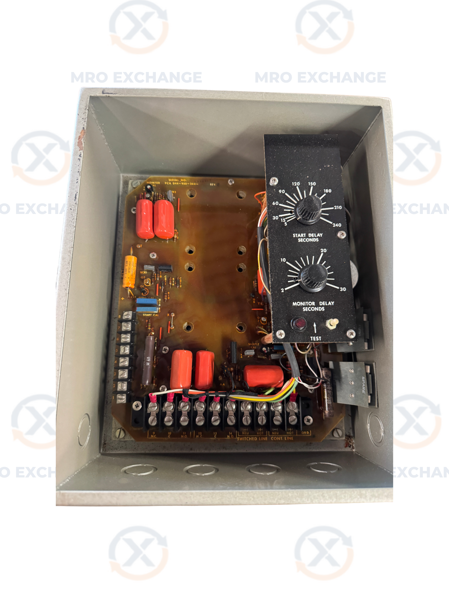 Robertshaw Vibration Monitor 561-WO 117V AC / 125V DC