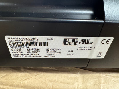 B&R Servo Motor 8LSA35.DB030S200-3 - 1 kW 3000 RPM m00900