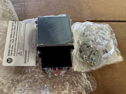 Allen-Bradley Control Relay 700DC-P000Z24