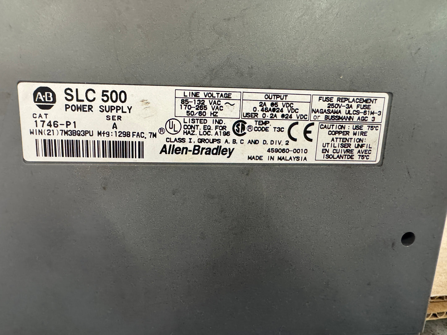 Allen-Bradley 1746-P1 SLC 500 PLC System 85-265V AC