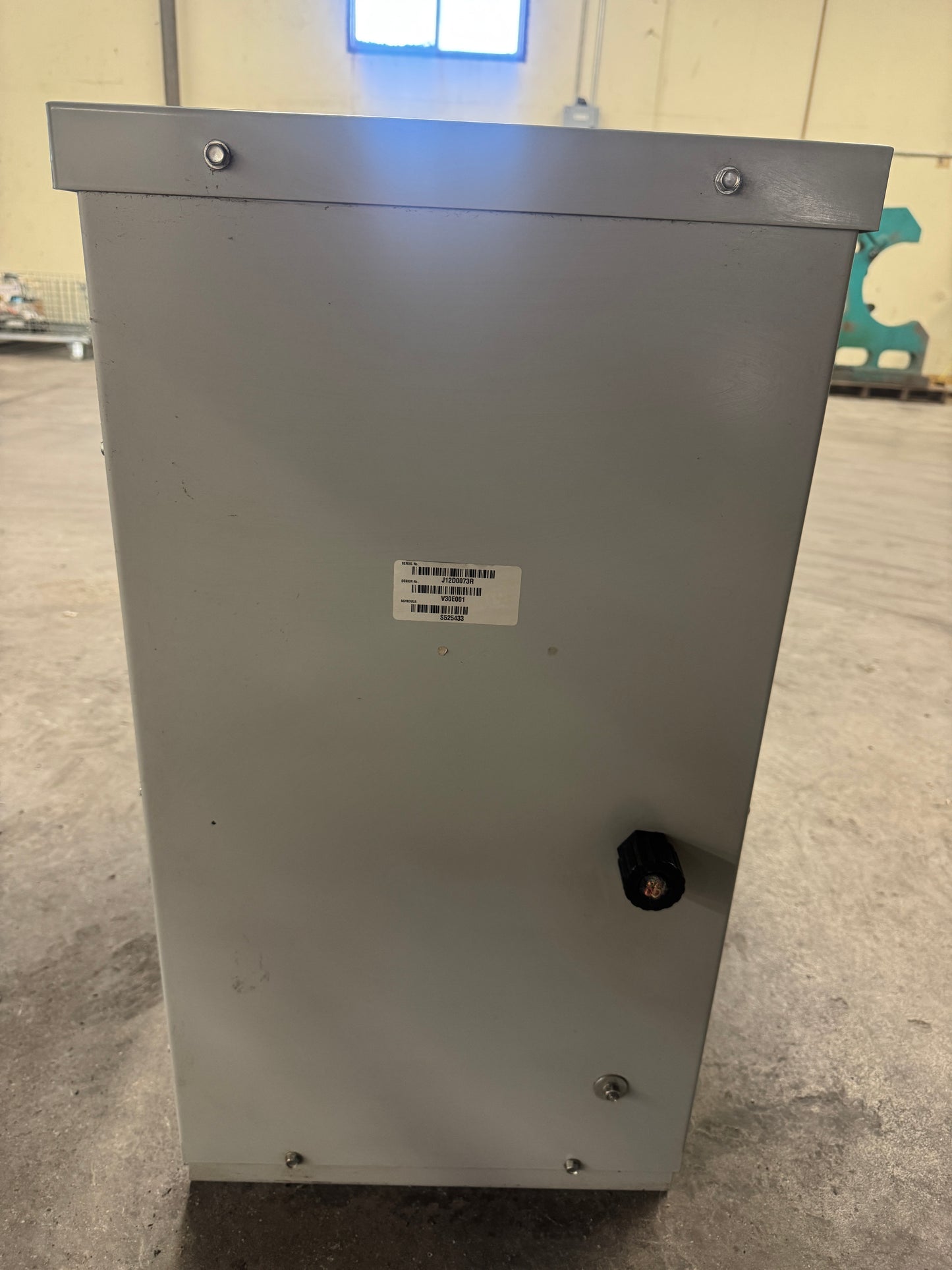 Eaton V48M28T30EE Dry Type Distribution Transformer Untested Surplus