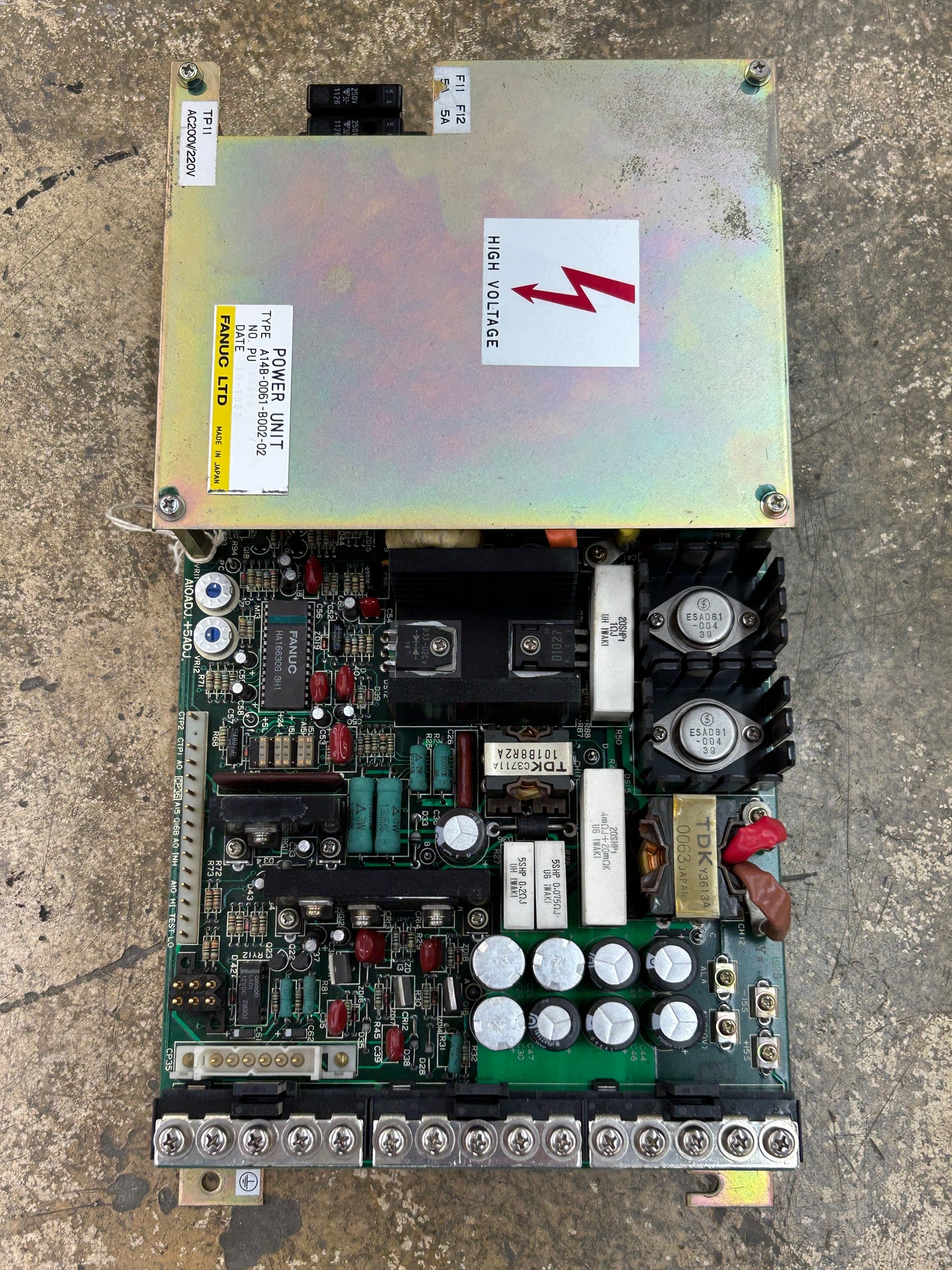 Fanuc Ltd Power Supply A14B-0061-B002-02 AC 200V / 220V