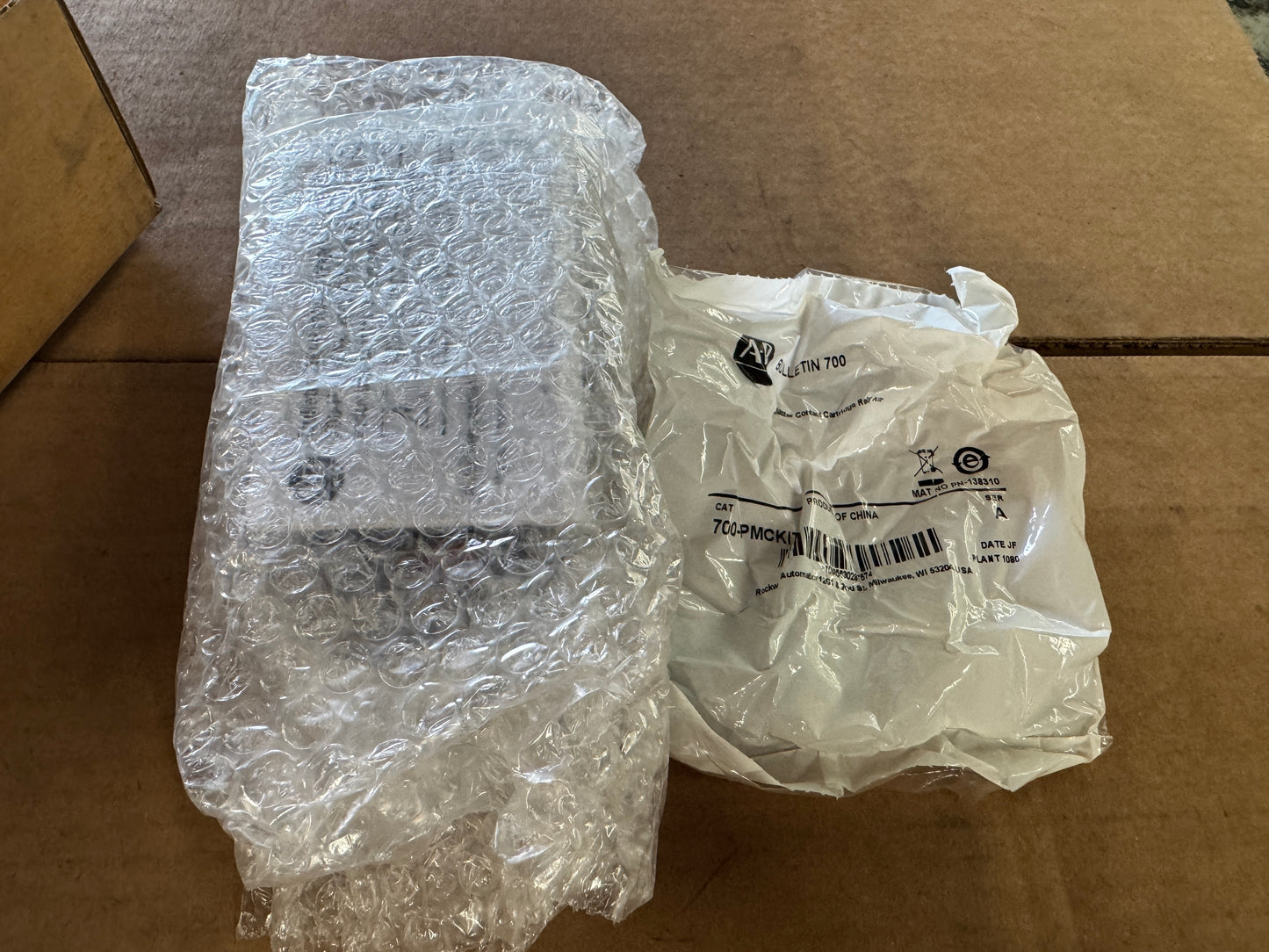 Allen-Bradley Control Relay 700DC-P000Z24