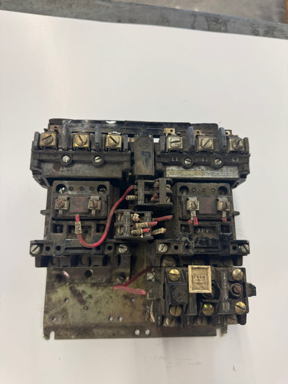 Allen-Bradley Reversing Motor Starter 505-A0D