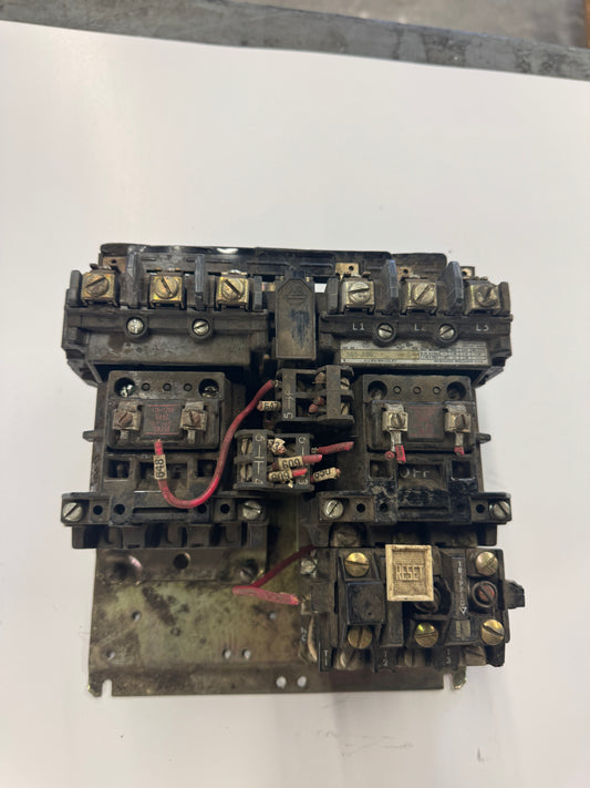 Allen-Bradley Reversing Motor Starter 505-A0D