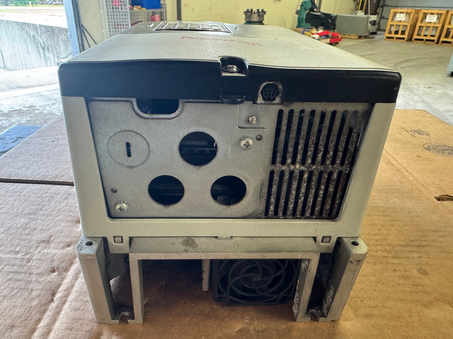 Allen-Bradley 20AD011A3AYNANC0 Variable Frequency Drive 480V AC 3-Phase Untested Surplus 04123