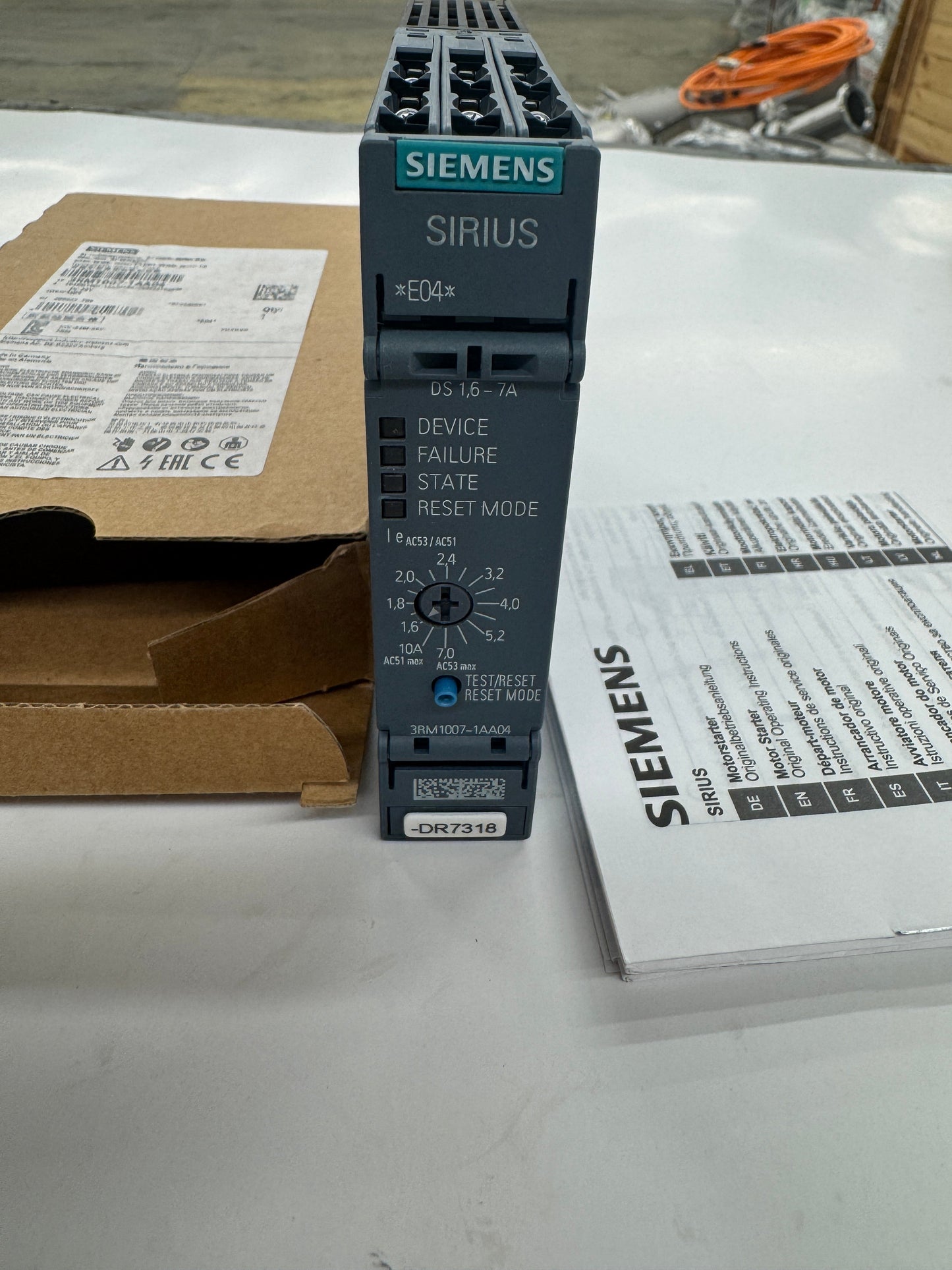 Siemens AC Semiconductor Motor Starter 3RM1007-1AA04 m01045