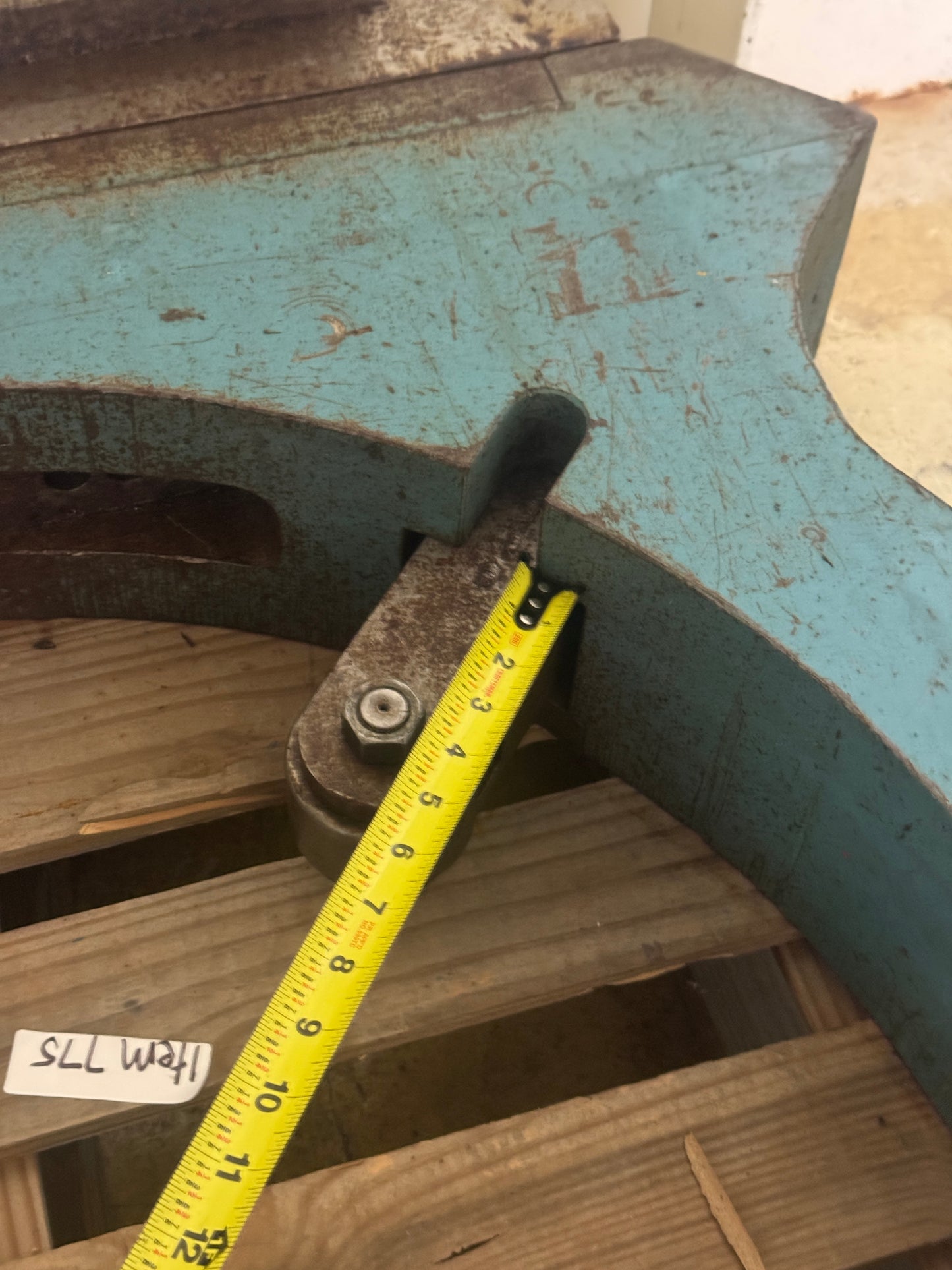Lathe Steady Rest | Approx. 30 in. Bore Capacity