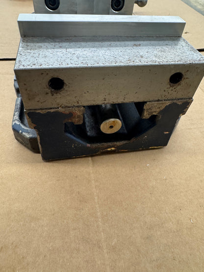 TE-CO Mfg Machine Vise PWS-6900 | 6 In. Jaw Width, 9 In. Jaw Opening m00838