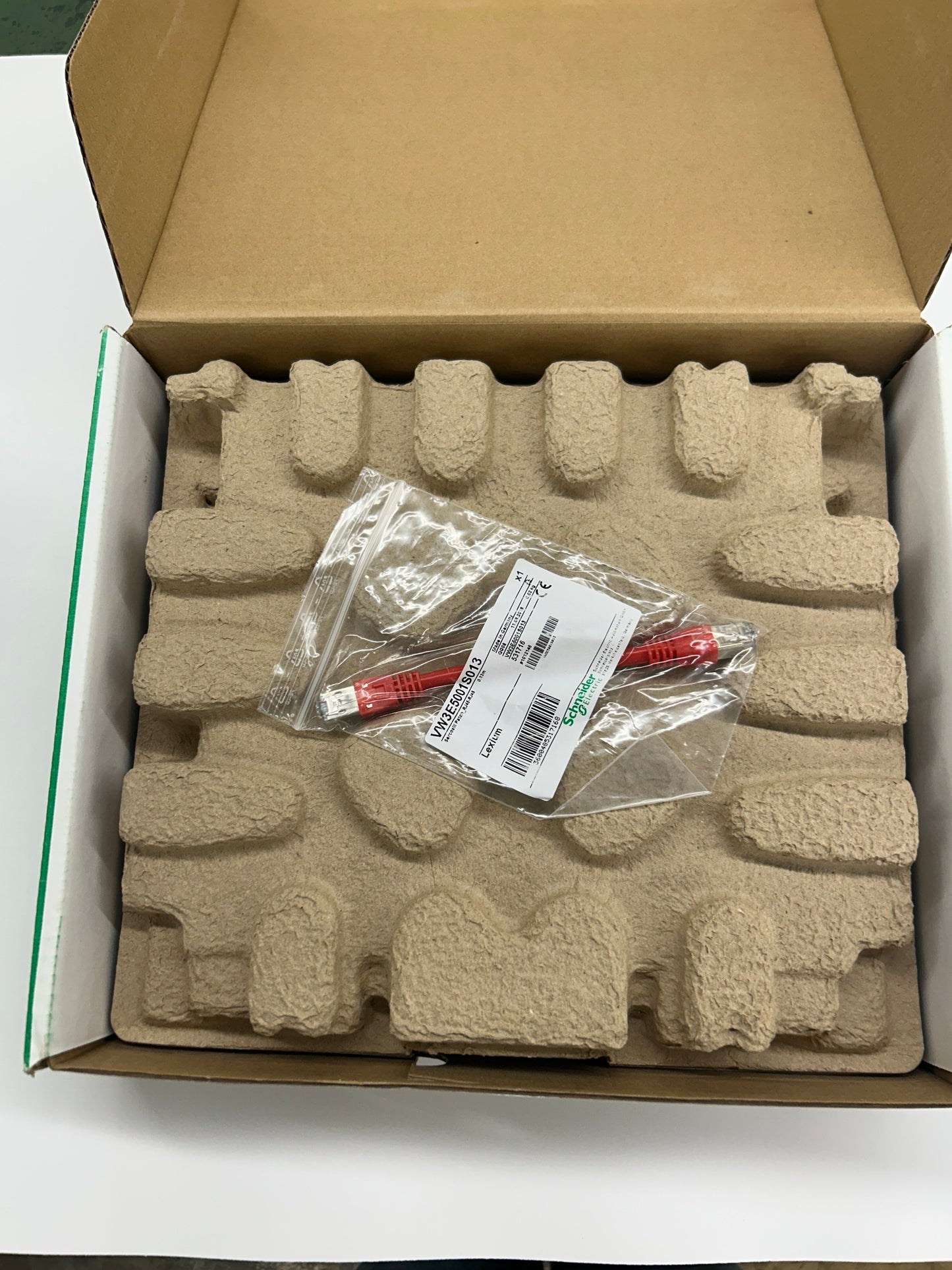 Schneider Electric AC Servo Drive LXM52DU60C41000