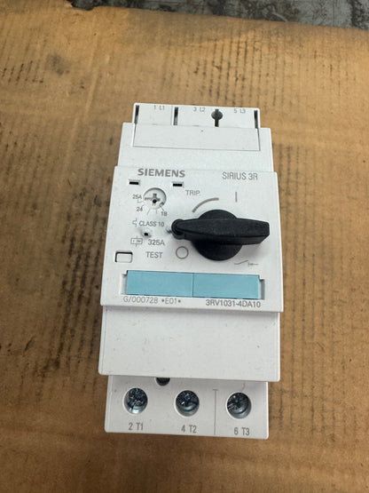 Siemens 3RV1031-4DA10 Manual Motor Protector Circuit Breaker 600 V Max Appears Unused