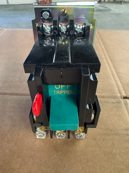 Eaton Cutler-Hammer Manual Motor Starter B100M1C 600VAC